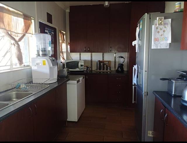 4 BEDROOM HOUSE FOR SALE IN ARCON PARK